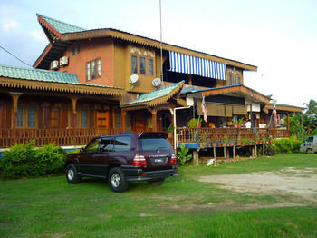 Arung Hayat Semporna Resort Exterior foto